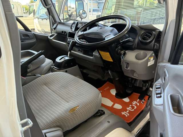 Toyota Toyoace 6