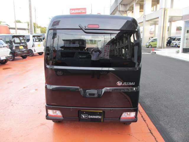 Daihatsu Atrai 6
