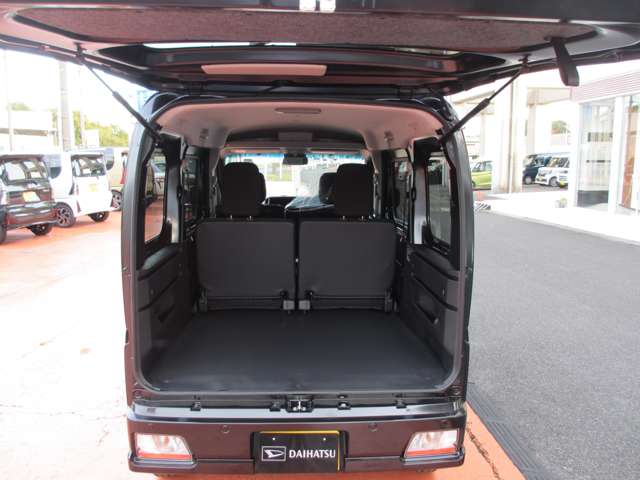 Daihatsu Atrai 9