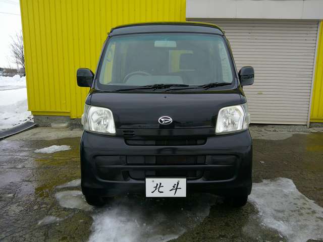 Daihatsu Hijet Cargo 5