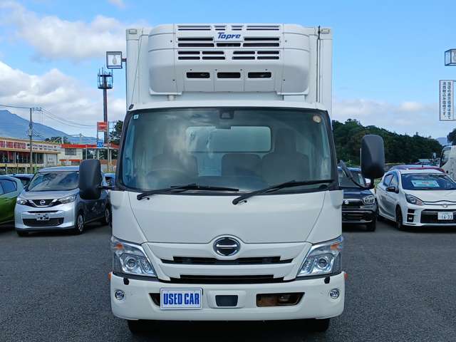 Hino Dutro 3