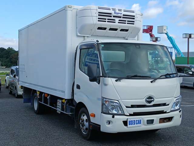 Hino Dutro 4