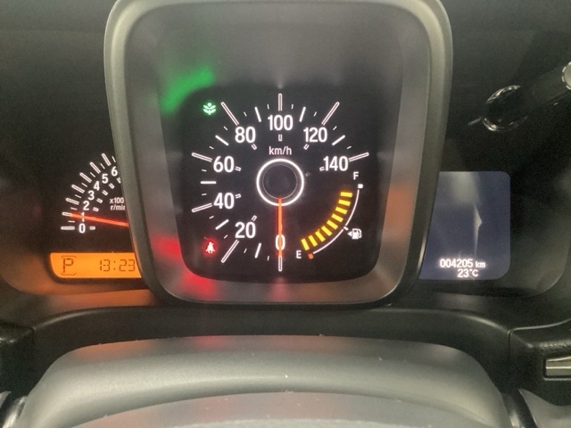 Honda N-VAN 12