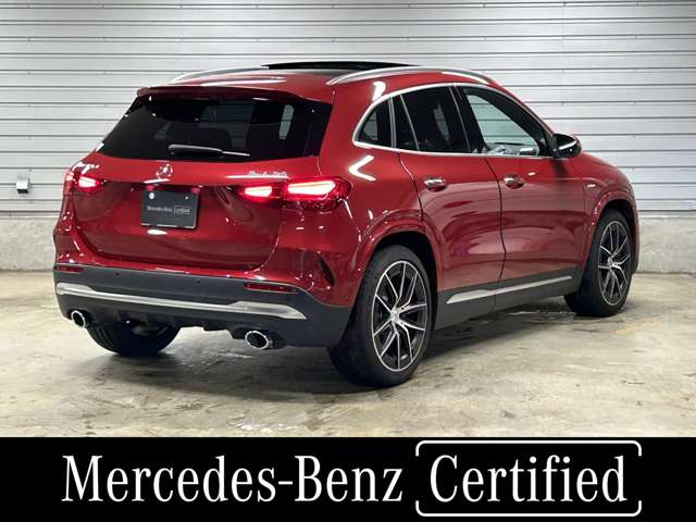 Mercedes-Benz GLA-Class 4