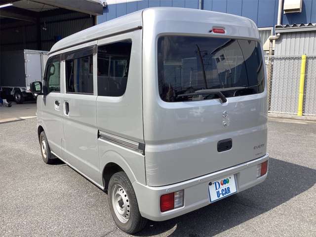 Suzuki Every 9