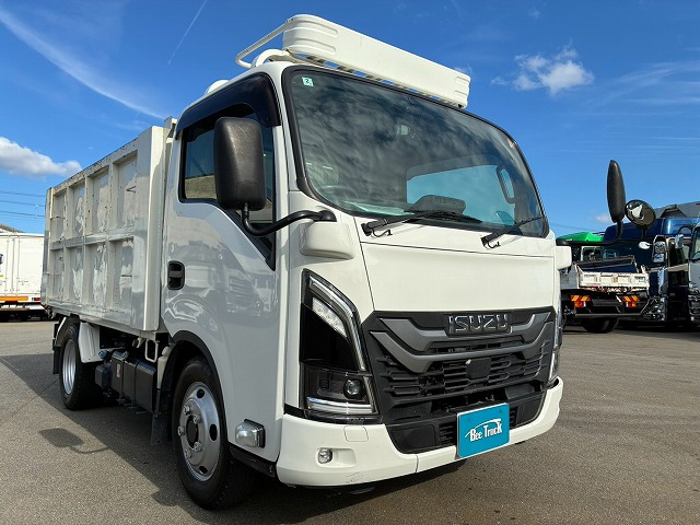 Isuzu Elf 12