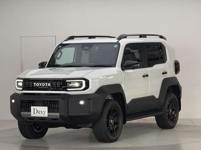 Toyota Land Cruiser FJ 10