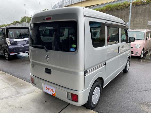 Nissan NV100 Clipper 11