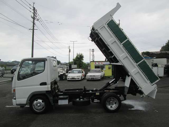 Mitsubishi Fuso Canter 4