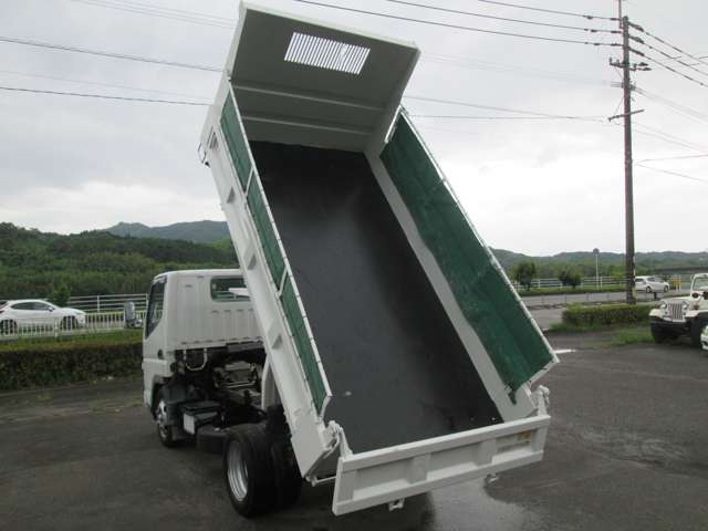 Mitsubishi Fuso Canter 5