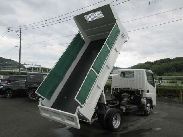 Mitsubishi Fuso Canter 7