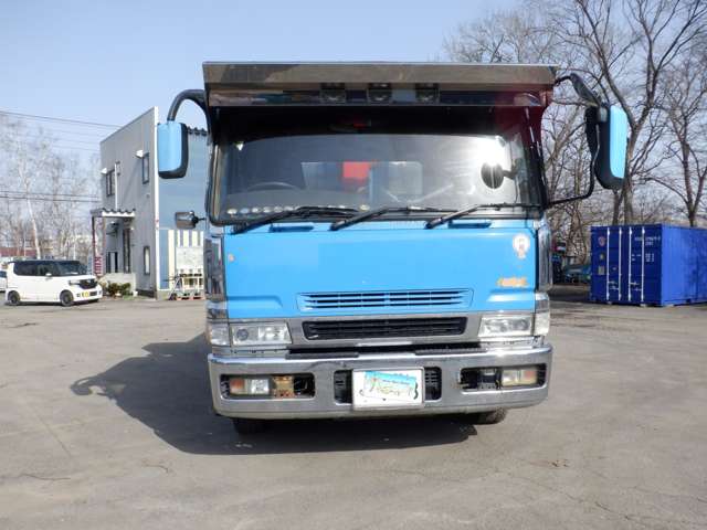 Mitsubishi Fuso Super Great 5
