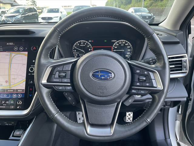 Subaru Legacy Outback 11