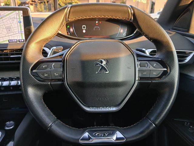 Peugeot 5008 12