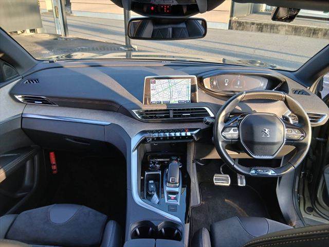 Peugeot 5008 3