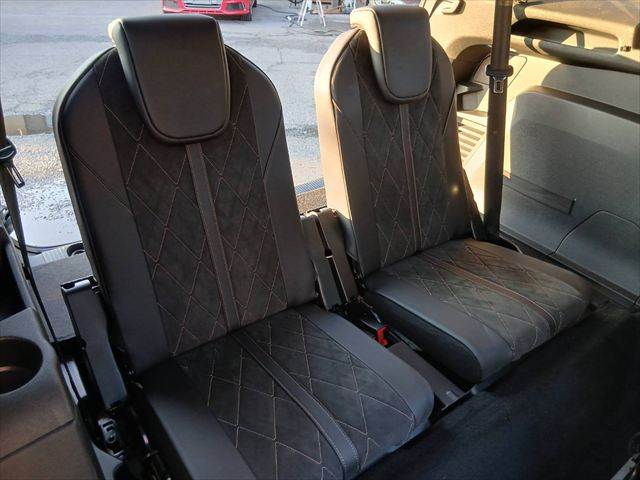 Peugeot 5008 9