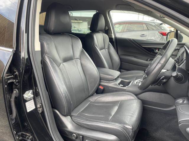 Subaru Legacy Outback 8