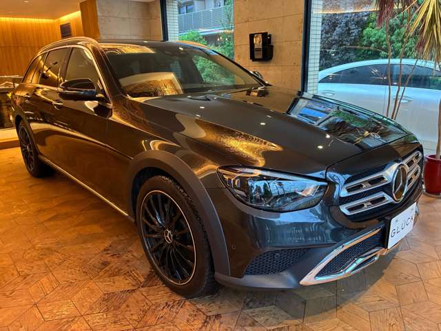 Mercedes-Benz E-Class All-Terrain 10