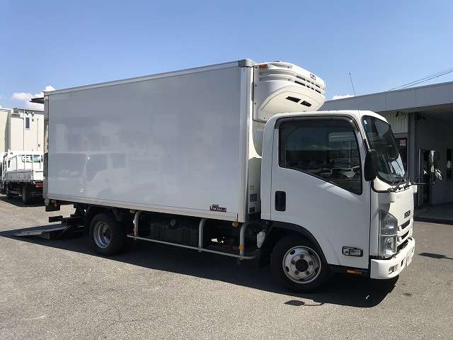 Isuzu Elf 10