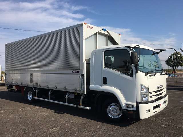 Isuzu Forward 3