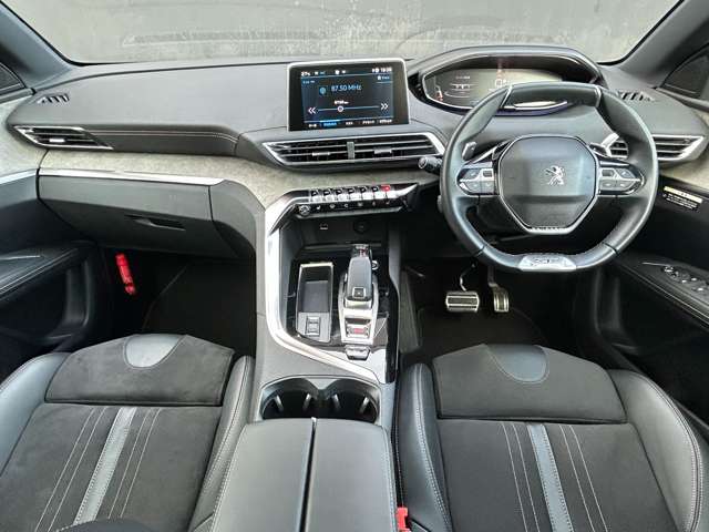 Peugeot 3008 7