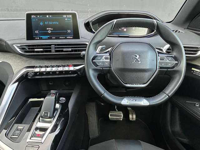 Peugeot 3008 8