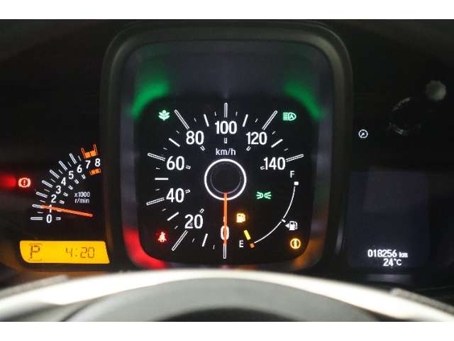 Honda N-VAN 8