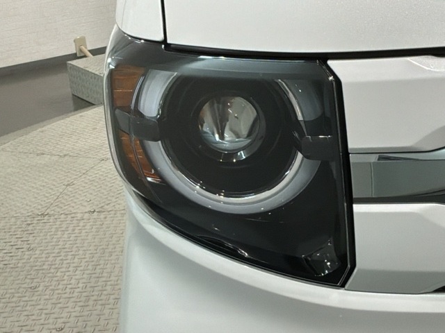 Honda N-VAN 8