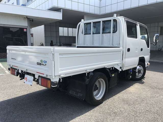 Isuzu Elf 8