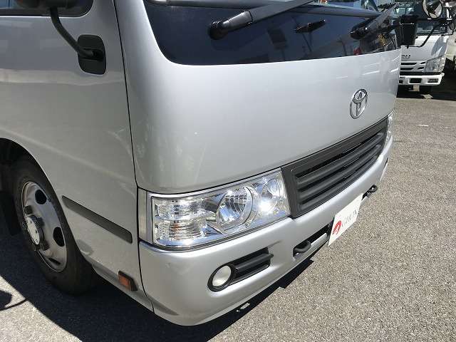 Toyota Coaster 12