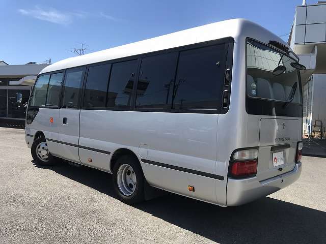 Toyota Coaster 4