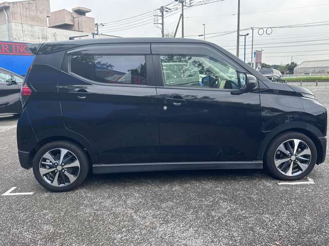 Mitsubishi eK X 9