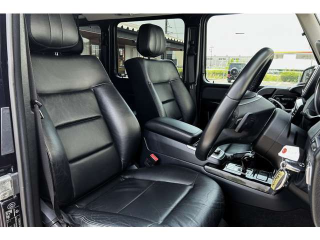 Mercedes-Benz G-Class 12