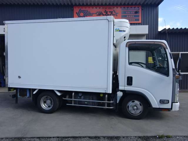 Isuzu Elf 2