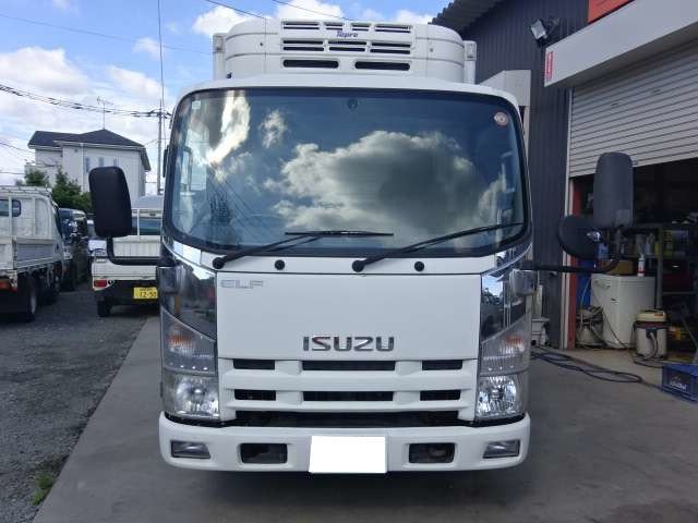 Isuzu Elf 3