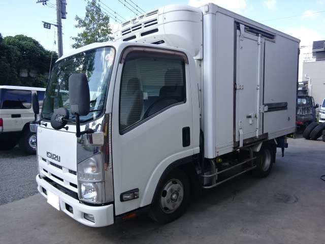 Isuzu Elf 4