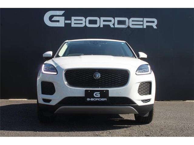 Jaguar E-Pace 8