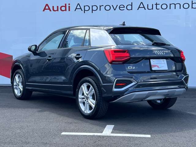 Audi Q2 11