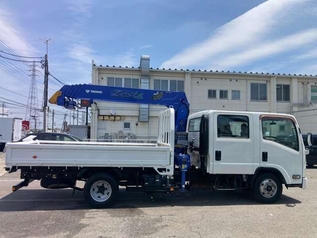 Isuzu Elf 8