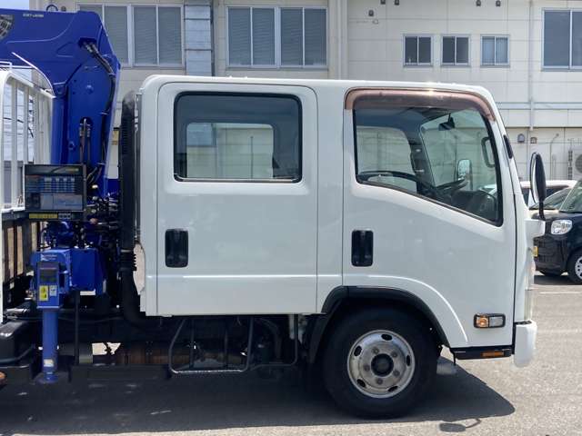 Isuzu Elf 9