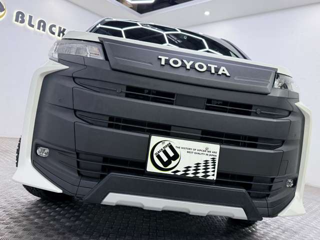Toyota Noah 11