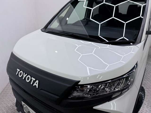 Toyota Noah 12
