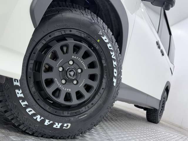Toyota Noah 8