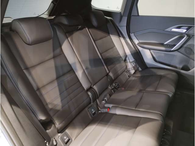 BMW X1 12