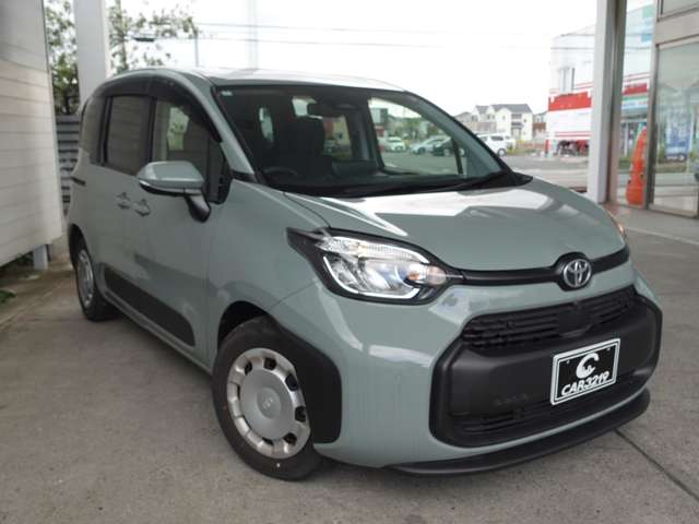 Toyota Sienta 10
