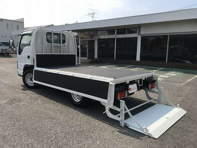 Isuzu Elf 11