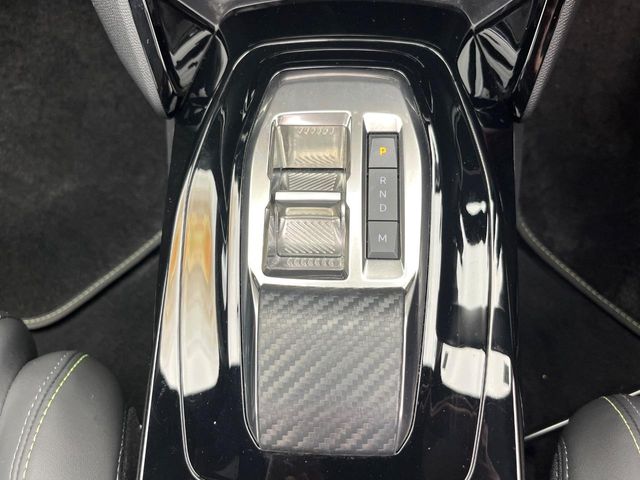 Peugeot SUV 2008 12