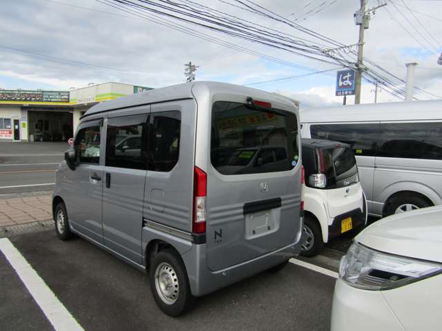Honda N-VAN 12