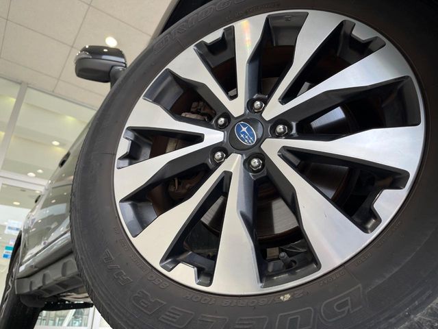 Subaru Legacy Outback 12
