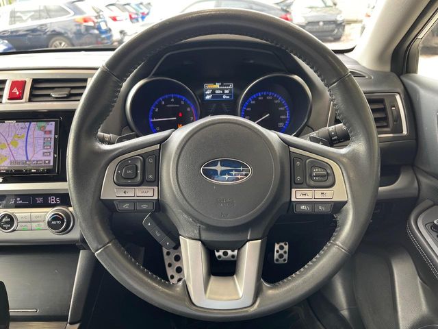 Subaru Legacy Outback 9